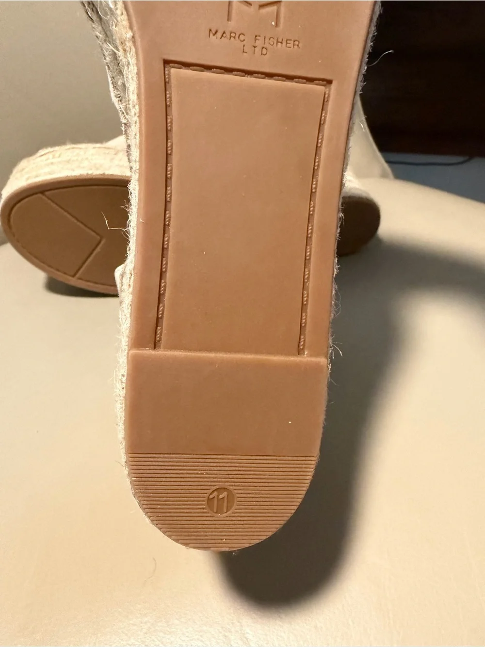 NWT! MARC FISHER Suede Adalyn Espadrille Wedge Sandal. Size 11.